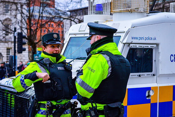 משטרת צפון אירלנד פרסמה בטעות באינטרנט מידע שוטרים