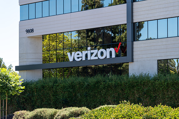 דלף מידע בחברת Verizon פוגע ב- 63,000 עובדים