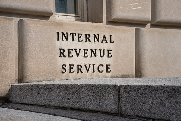 מס הכנסה התנצל בפני אלפי אמריקאים על דלף נתוני מס