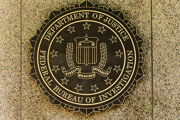 ה- FBI מזהיר משתמשי אייפון ואנדרואיד - הפסיקו לשלוח הודעות טקסט